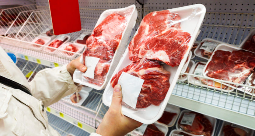 Si può mangiare la carne scaduta da un giorno?
