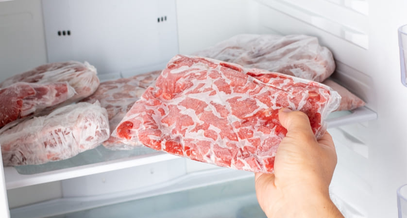 si può magiare la carne in freezer da due anni?