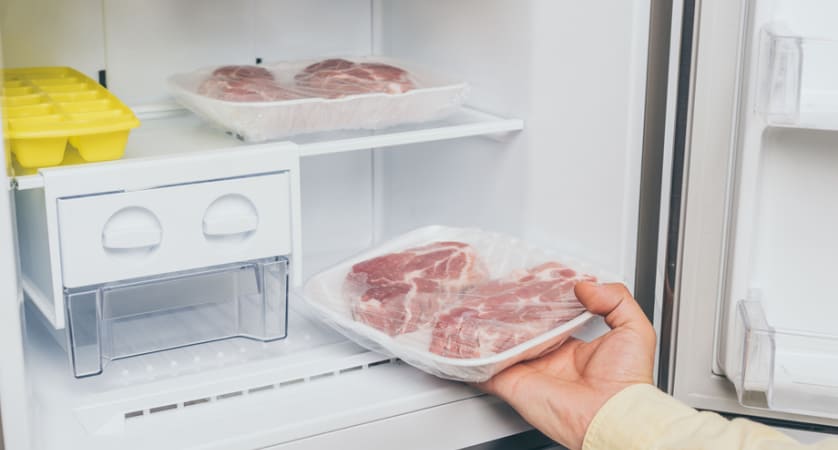 è meglio congelare carne cotta o cruda?