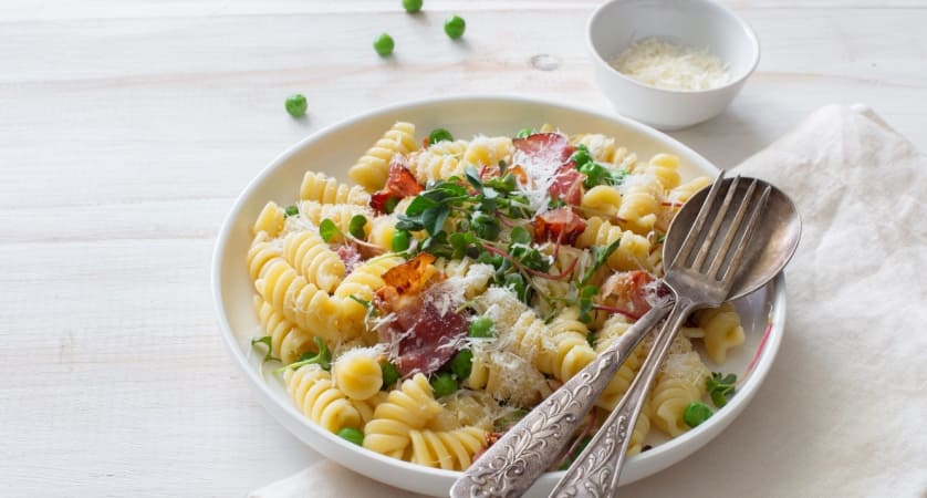 Ricetta pasta con guanciale e piselli