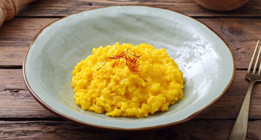 Ricetta risotto con brodo di carne e zafferano